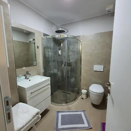 My 公寓式酒店 地拉那